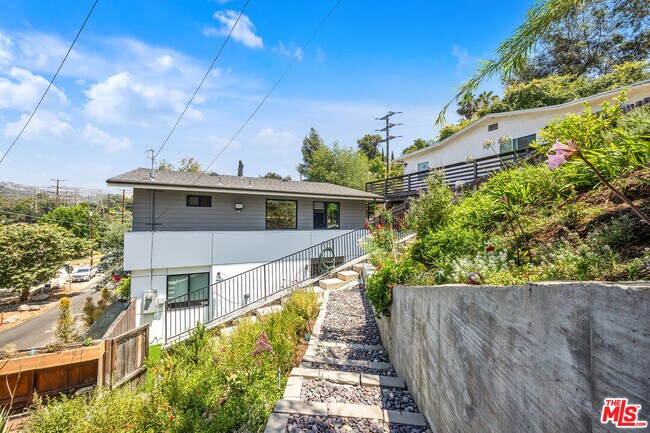 Building Photo - 4841 Minden Pl