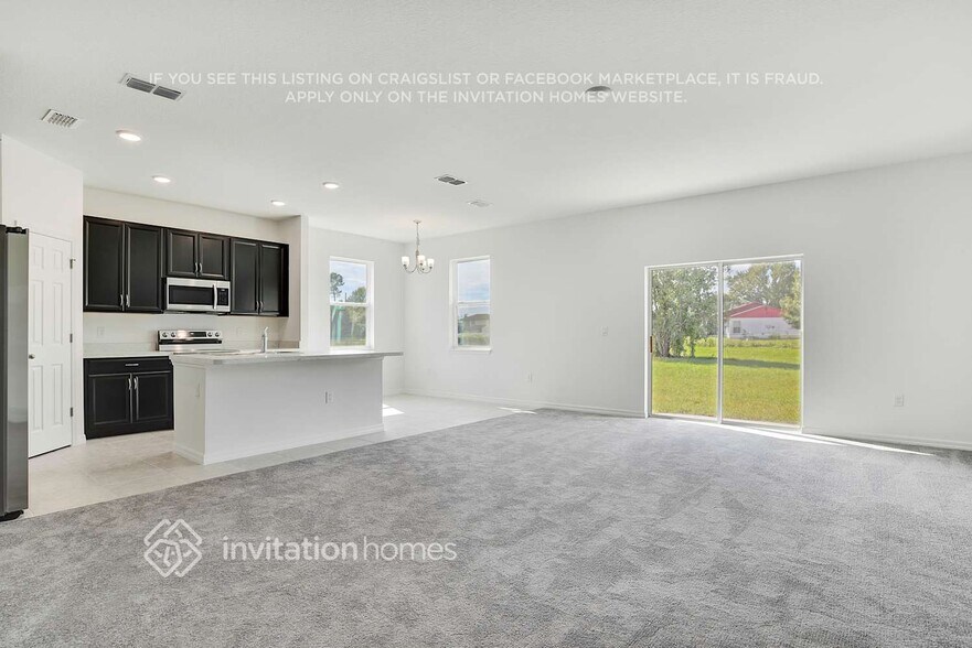 Building Photo - 754 Lucaya Dr