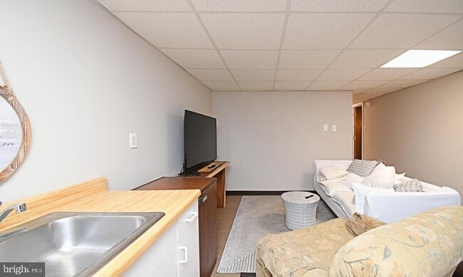 Building Photo - 1039 Greenes Way Cir