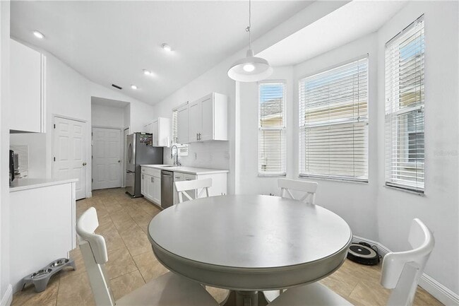 Building Photo - 13201 Luxbury Loop