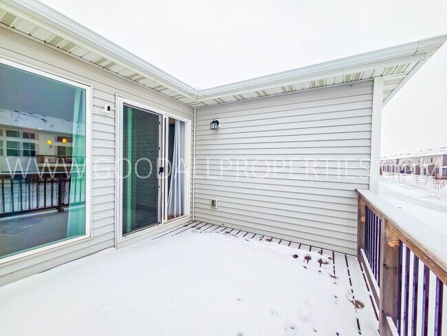 Building Photo - Bright & Spacious 1.5-Story 3 Beds, 2.5 Bath Home in Waukee Schools