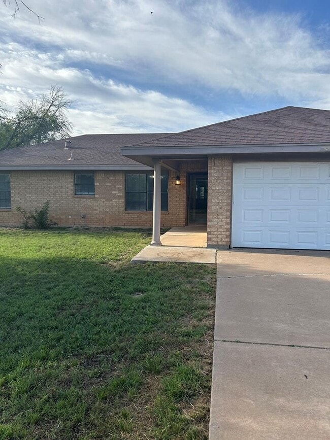Building Photo - 7730 Sandpiper Way