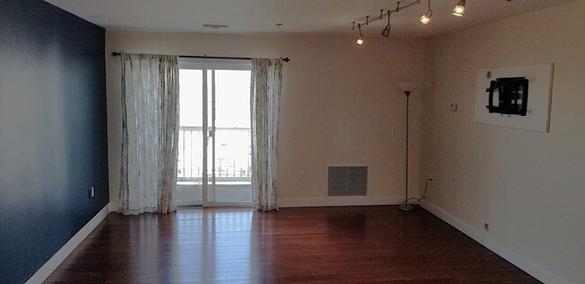 Building Photo - 360 Revere Beach Blvd