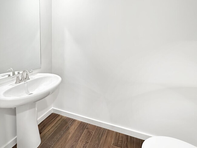 Building Photo - Welcome home to the Cabral at Belhaven in Corryton!