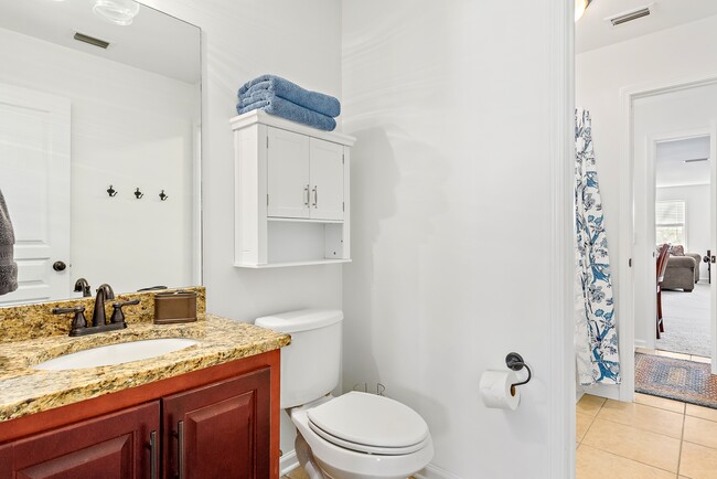 Building Photo - 304 Squirrel Hollow