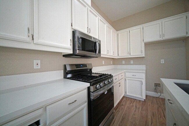 Building Photo - 6624 Di Lusso Dr