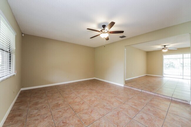 Building Photo - 109 Slade Dr