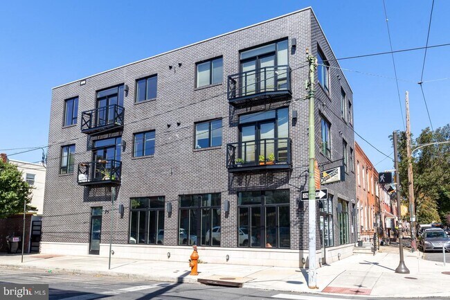 Building Photo - 1646 S 12th St