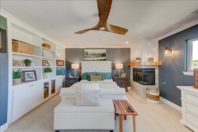 Building Photo - 7608 Camino Aberto