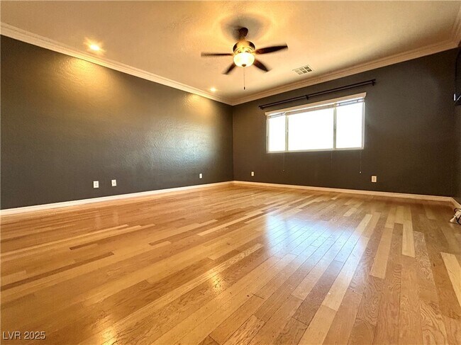 Building Photo - 2529 Flodden St