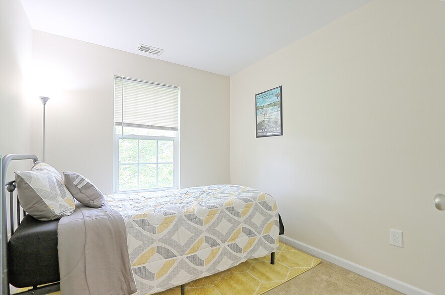 Building Photo - 1205 Boulder Creek Rd