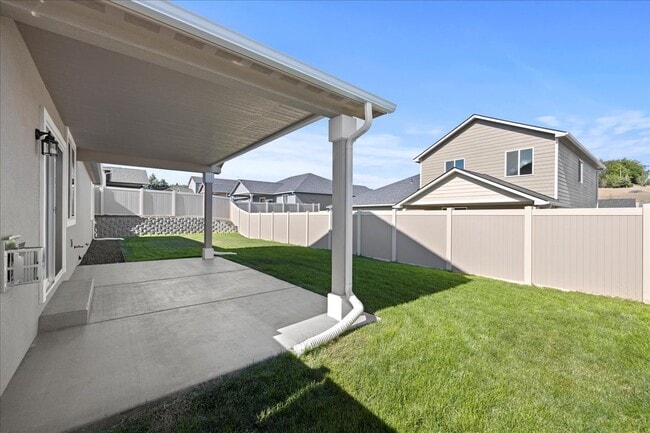 Building Photo - 421 N 76th Ave