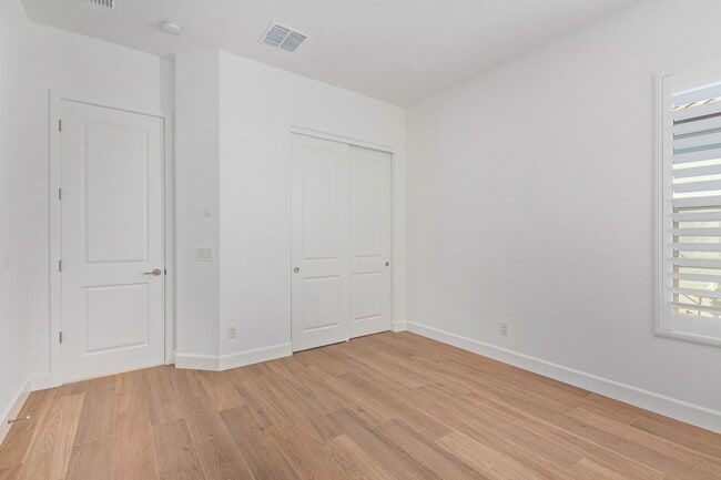 Building Photo - Luxury Rental in Queen Creek - Try Before You Buy