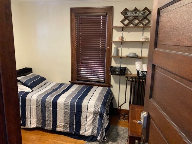 Private Room - 118 Pine St