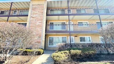 Building Photo - 4935 N Harlem Ave