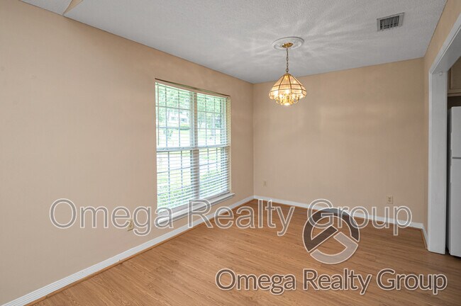 Building Photo - 4267 Springview Dr