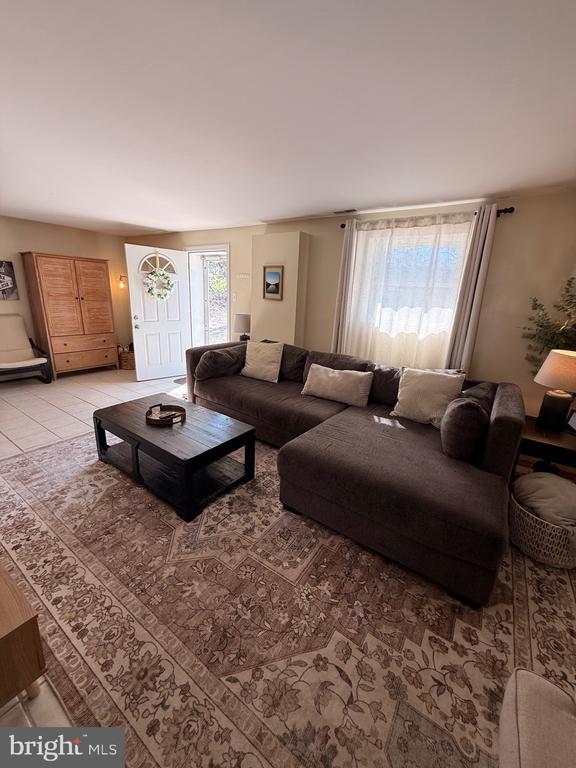 Building Photo - 335 Myrtle Ave