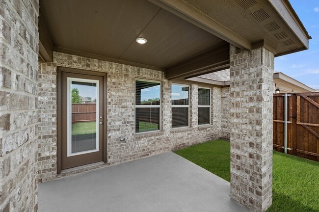 Building Photo - 2837 Hay Ln