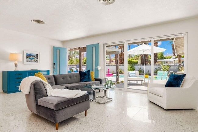 Building Photo - 74350 Covered Wagon Trail