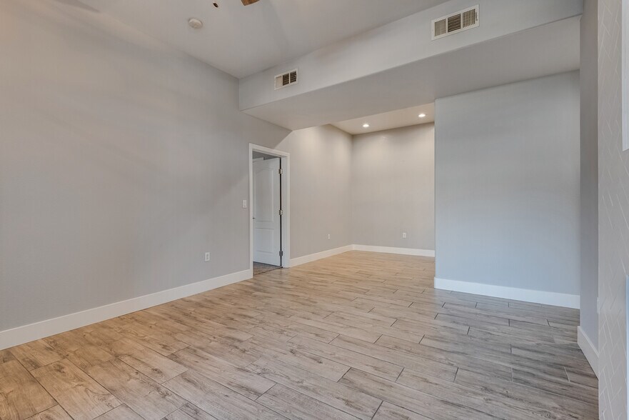 Building Photo - 3475 Cactus Shadow St