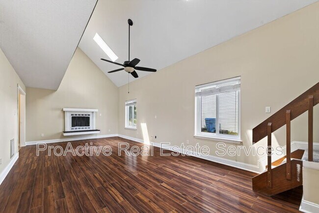 Building Photo - 5025 Halwell Dr