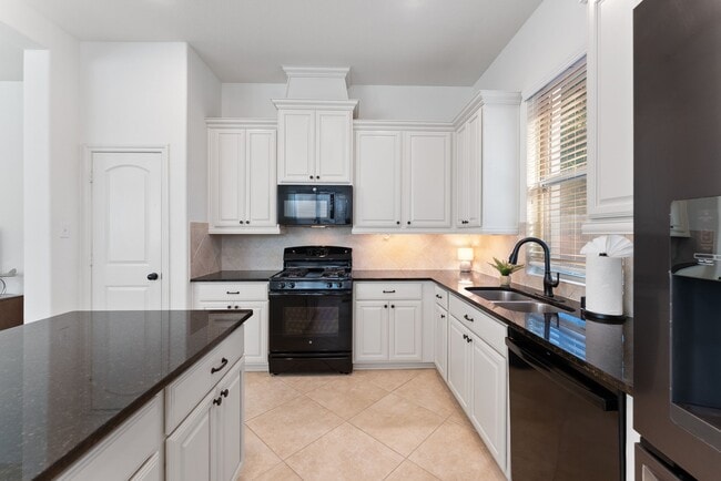 Building Photo - 186 Cheswood Forest Dr