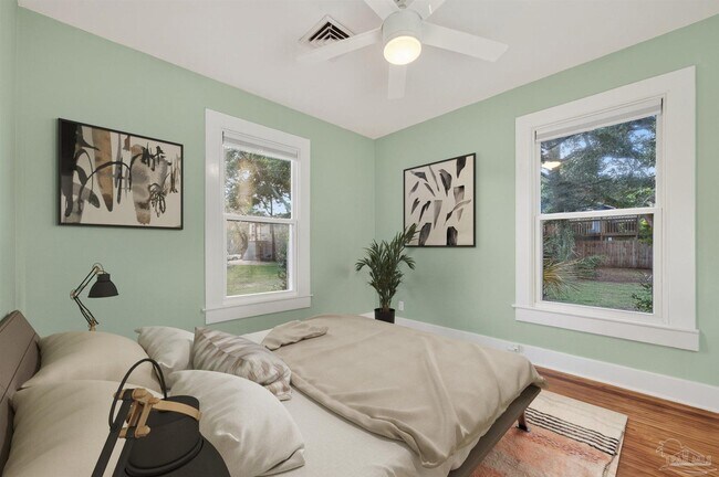 Building Photo - 1410 W Gregory St