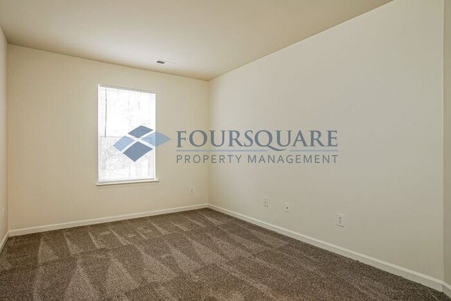 Building Photo - 3-Story Townhome with Open Floor Plan & Private Primary Suite  and Easy Access to I-440, I-40 & I...