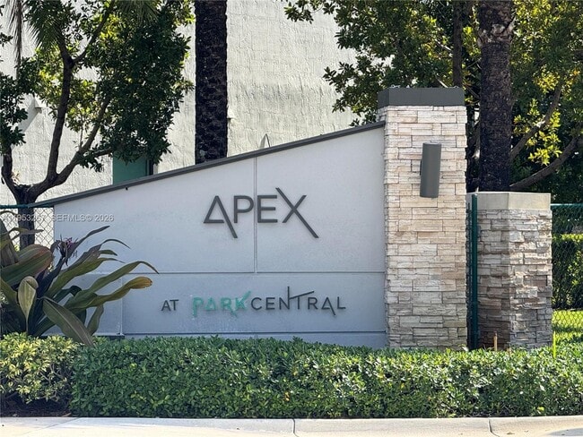 Building Photo - 7809 NW 104th Ave