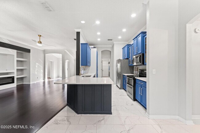 Building Photo - 16456 Tisons Blf Rd