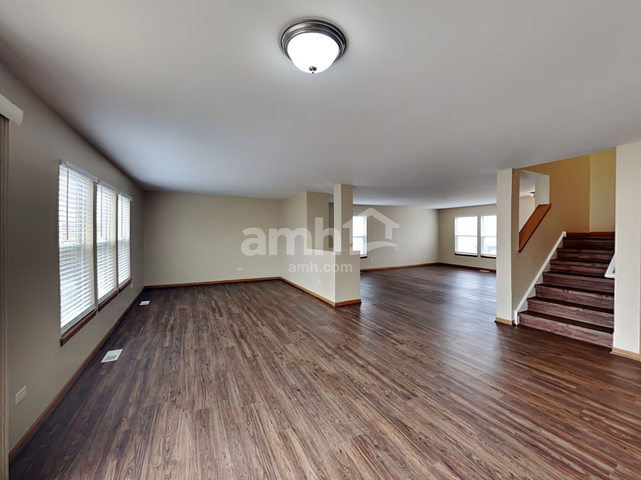 Building Photo - 3229 Kenilworth Ln