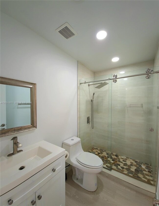 Building Photo - 14702 SW 63rd Ln