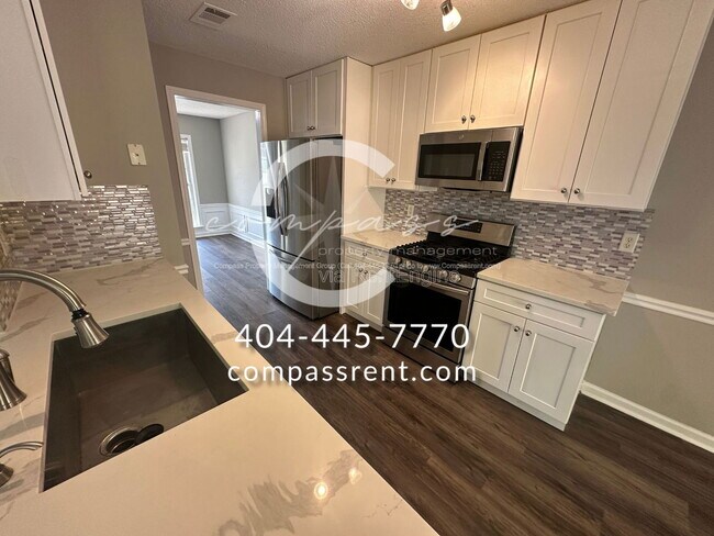 Building Photo - 2106 Clearvista Dr NW