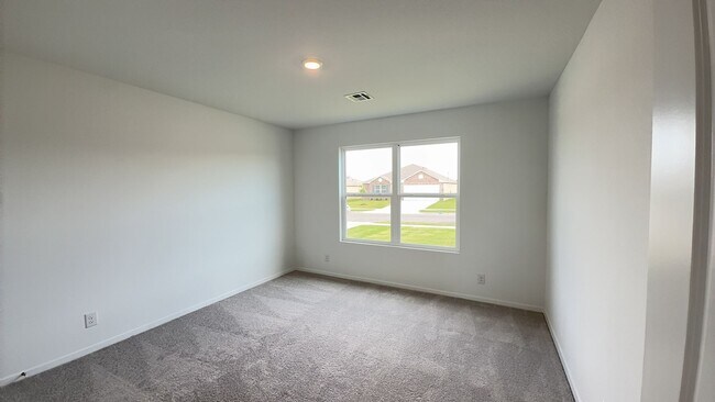 Building Photo - Beautiful new construction 3 bed, 2 bath home in Broken Arrow!