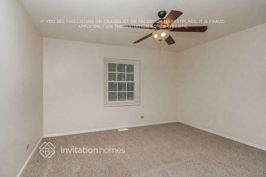 Building Photo - 24106 W Hazelcrest Dr