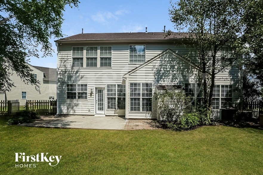 Building Photo - 4419 Hunter Ct