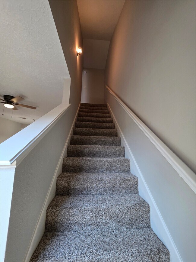 Building Photo - 1969 Country Village Blvd