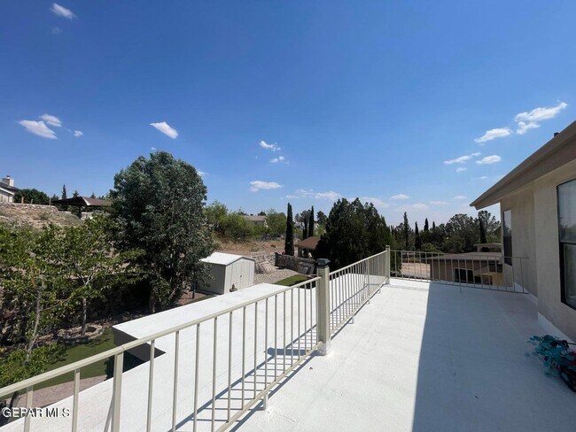Building Photo - 808 Merriman Dr
