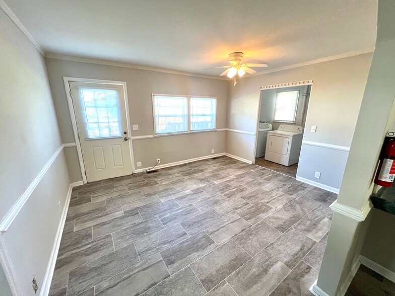 Dining Room - 671 Godley Rd