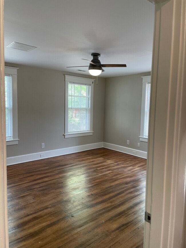 Building Photo - 1010 Fontaine Rd