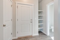 Building Photo - Adorable and Affordable Alley Load Home For Rent in Meridian!  A must see!