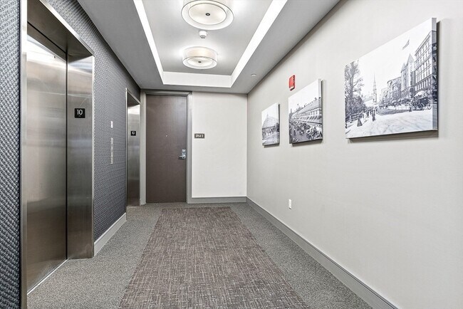 Building Photo - 121 Portland St