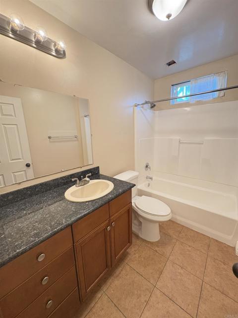 Building Photo - 195 Avenida Descanso