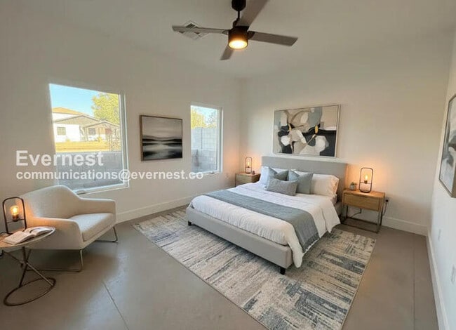 Building Photo - 1117 W Roosevelt St