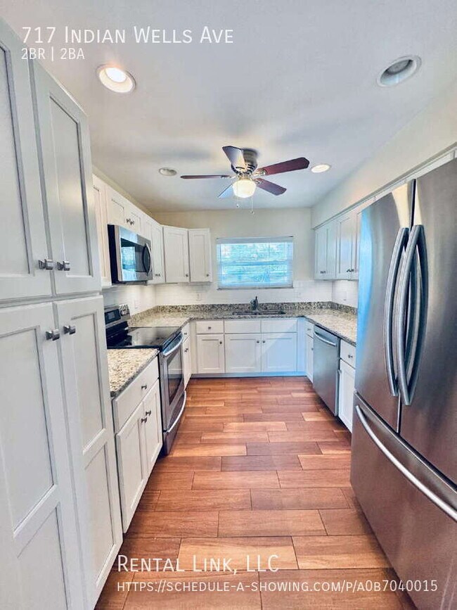 Building Photo - 717 Indian Wells Ave