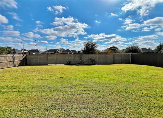 Building Photo - 526 Clearlake Dr