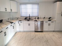 Building Photo - 2005 E Oakey Blvd