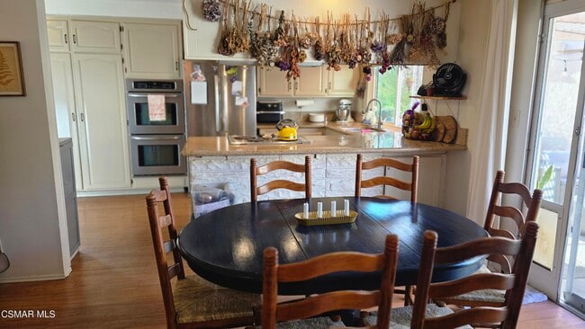 Building Photo - 652 Verna Ave