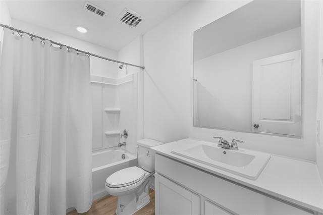 Building Photo - 6820 Bramblewood Dr