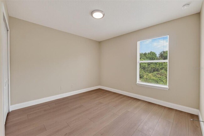 Building Photo - 1851 Great Falls Way